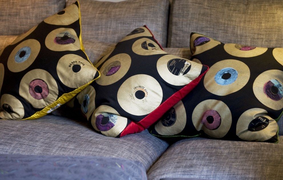 Holland Park Avenue | Bespoke Cushions | Interior Designers